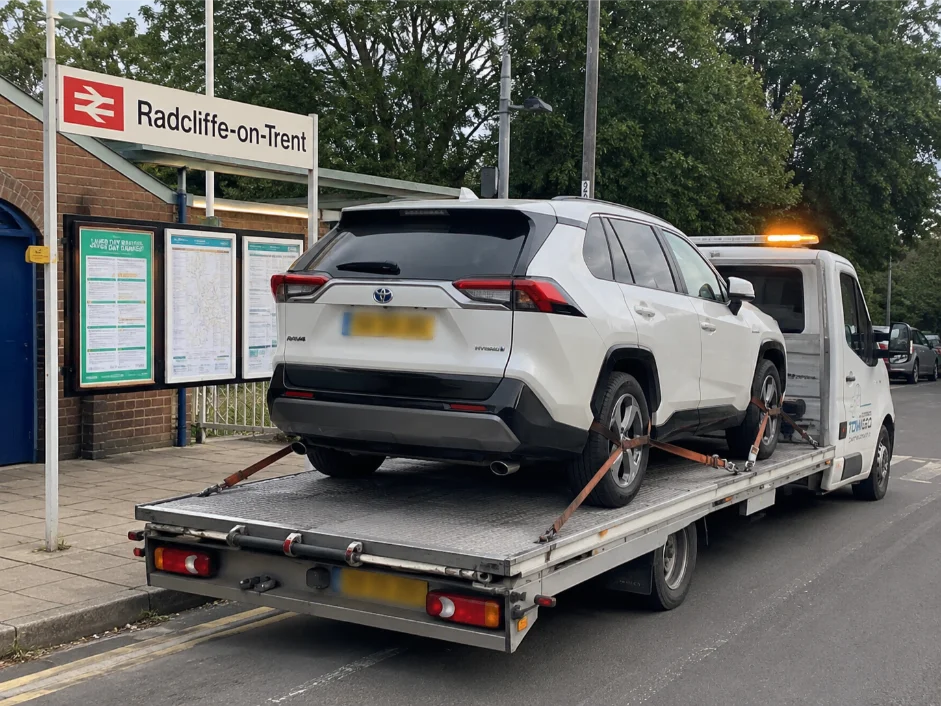 Toyota Rav4 Vehicle Towing Radcliffe On Trent Railway Station
