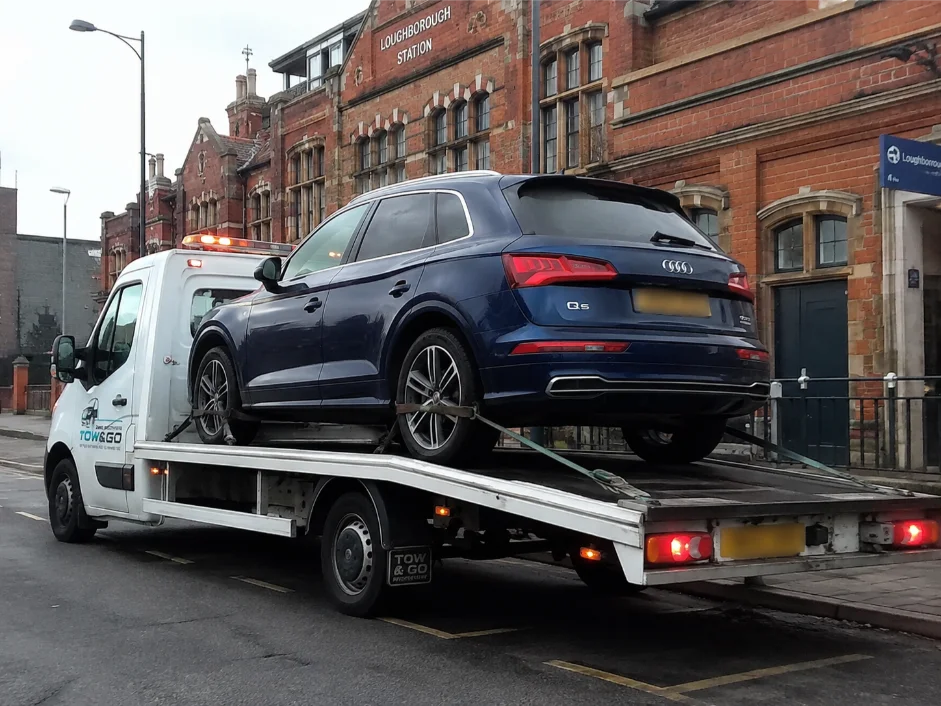 Audi Q5 Vehicle Towing near Loughborough Station