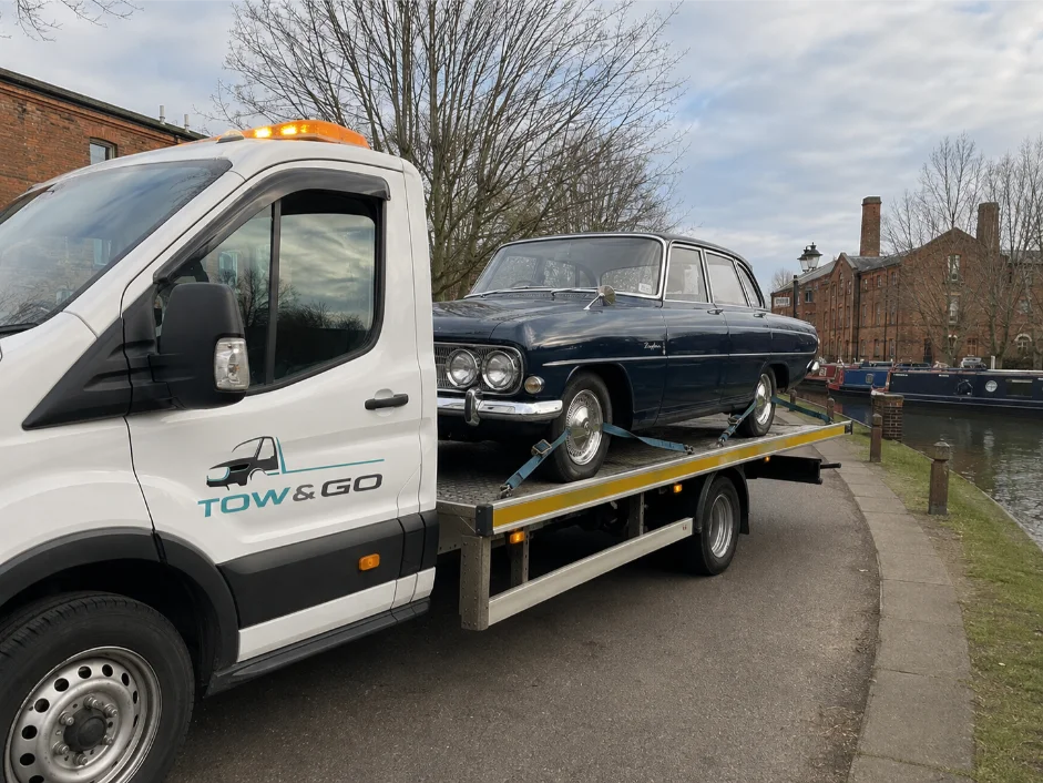 ford zephyr classic car recovery chesterfield