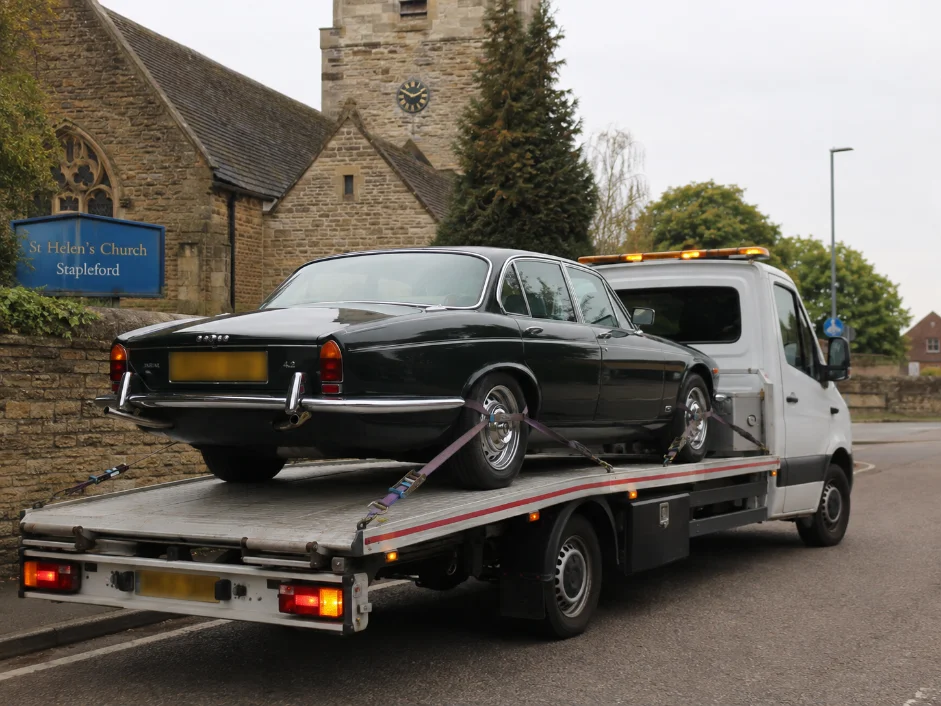 Jaguar XJ6 Classic Car Recovery Stapleford