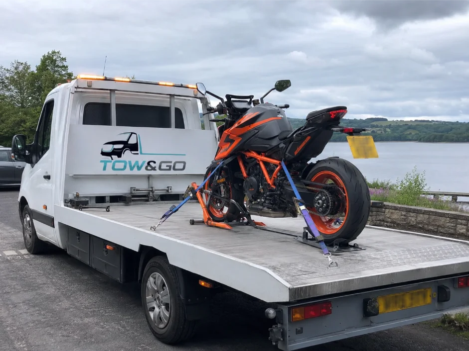 ktm 1290 super duke r motorbike recovery ripley