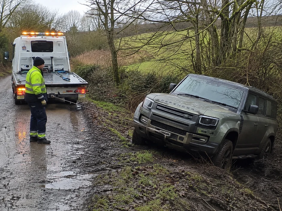 Land Rover Defender Winch Recovery Stapleford