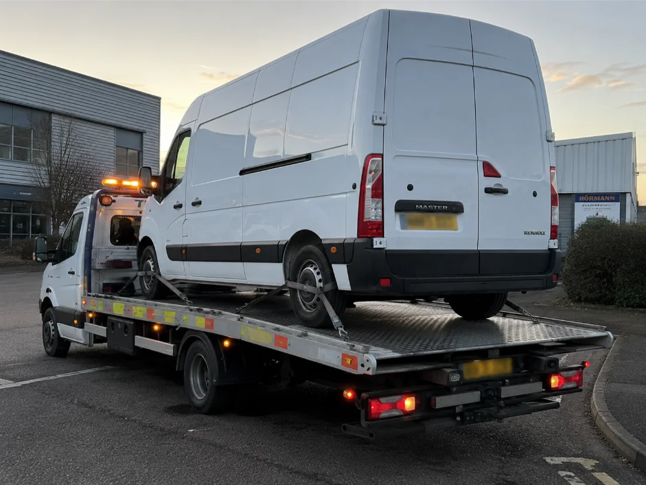 Renault Master Van Recovery Loughborough