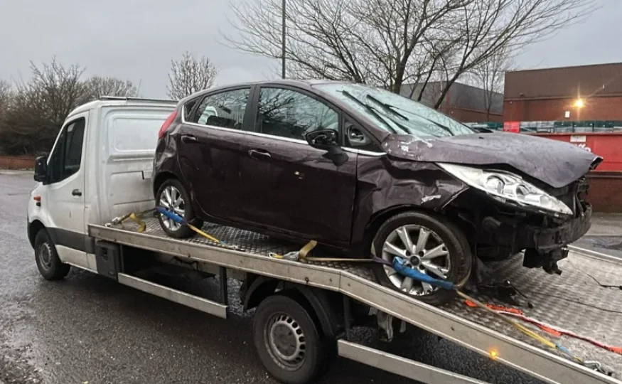 Accident recovery Nottingham car towing